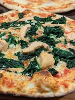 Pizza Lachs Spinat